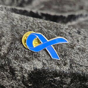 Blue Ribbon Pin